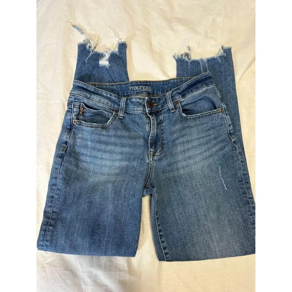 Maurices Distressed Cut Off Skinny Jeans Size 6 #0313 - Picture 8 of 8